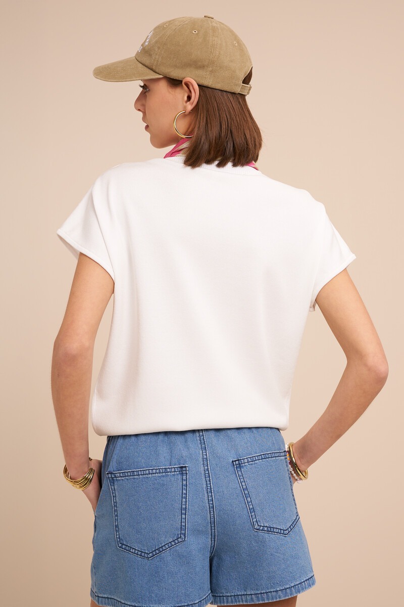 White top with batwing sleeves | My Jewellery