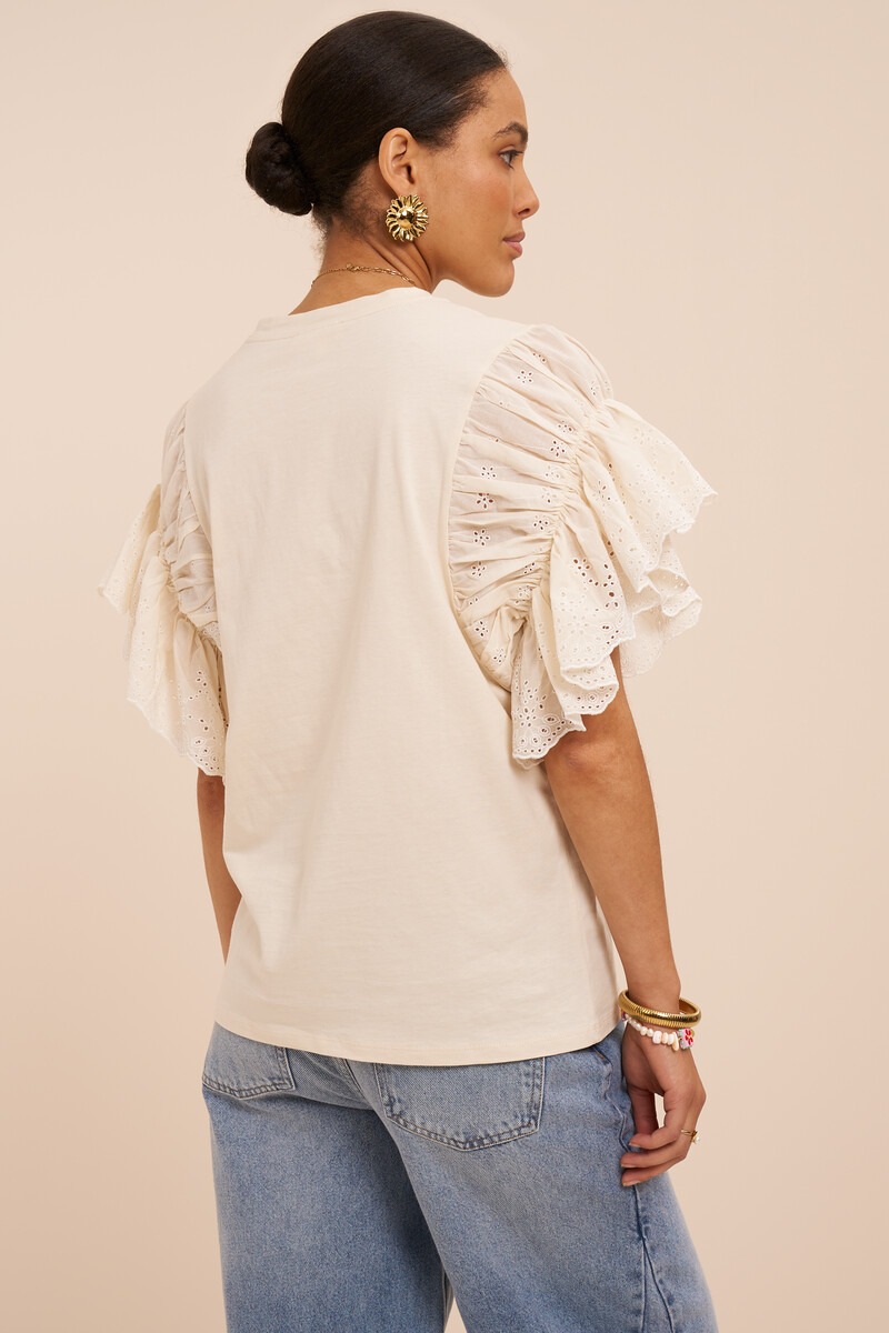White top with embroidery and ruffle sleeves | My Jewellery