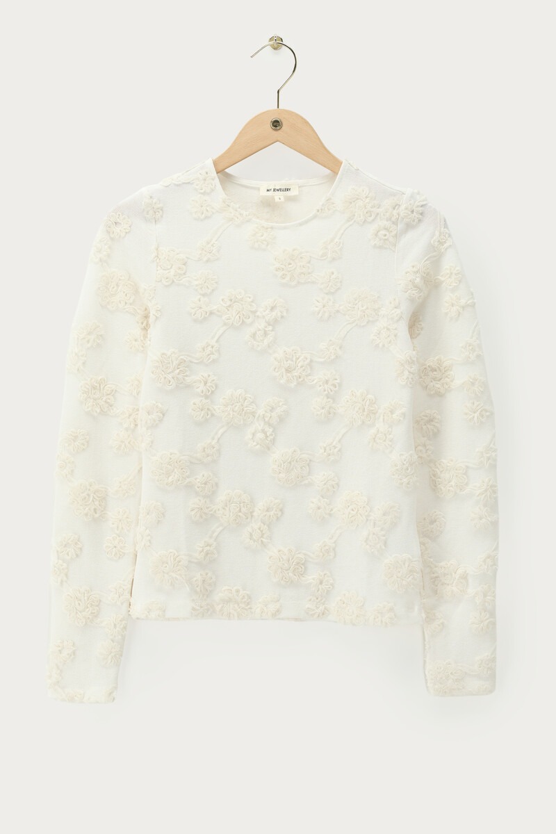 White top with long sleeves and embroidered flowers | My Jewellery