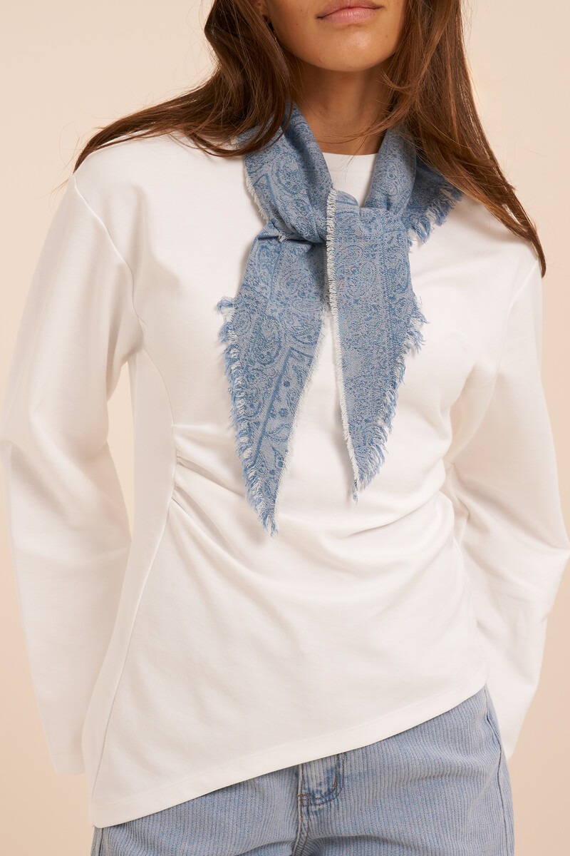 White top with long sleeves and pleat detail | My Jewellery