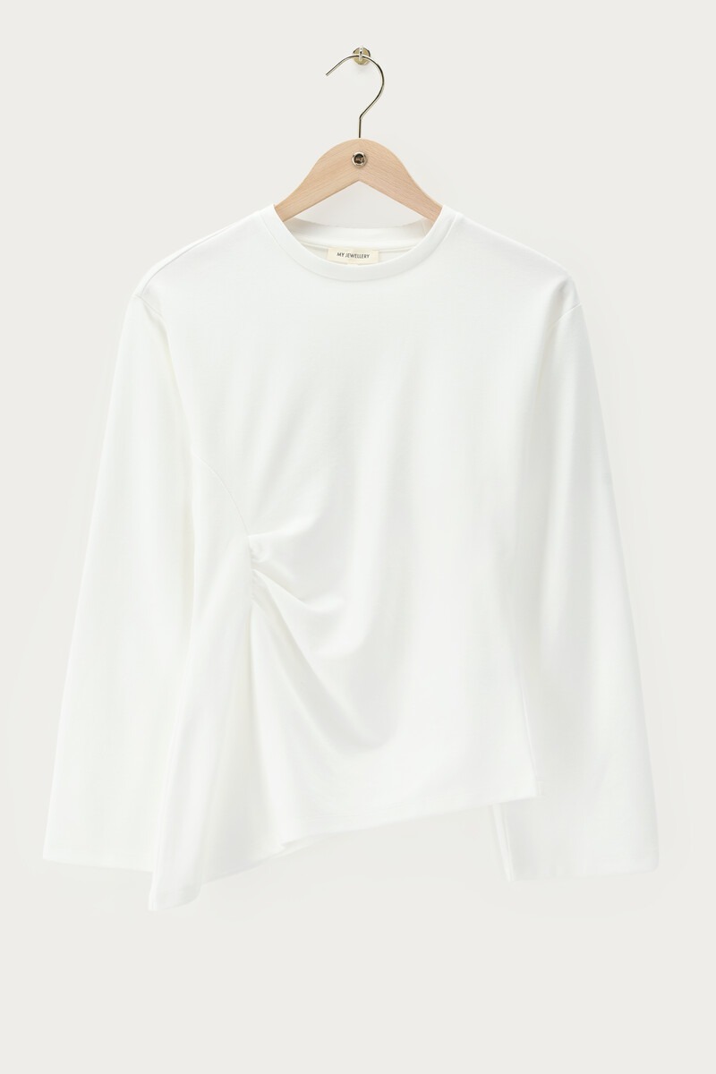 White top with long sleeves and pleat detail | My Jewellery