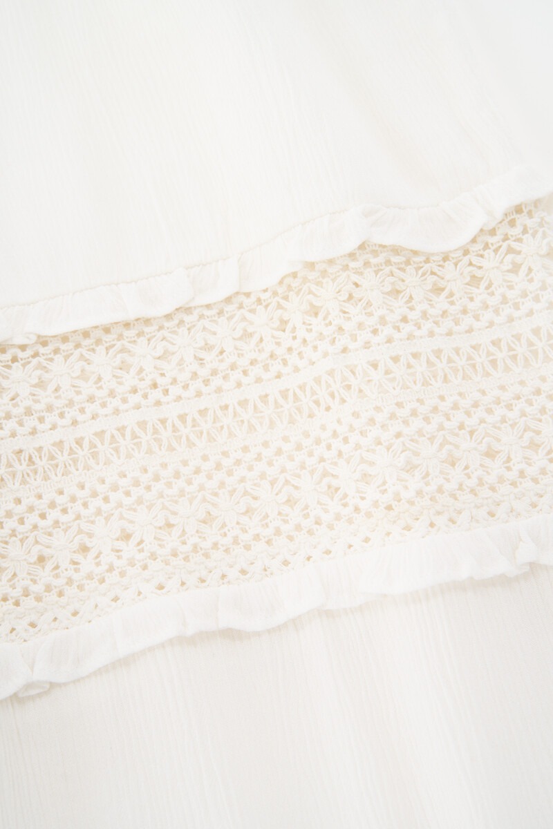 White wide leg trousers with crochet tapes | My Jewellery