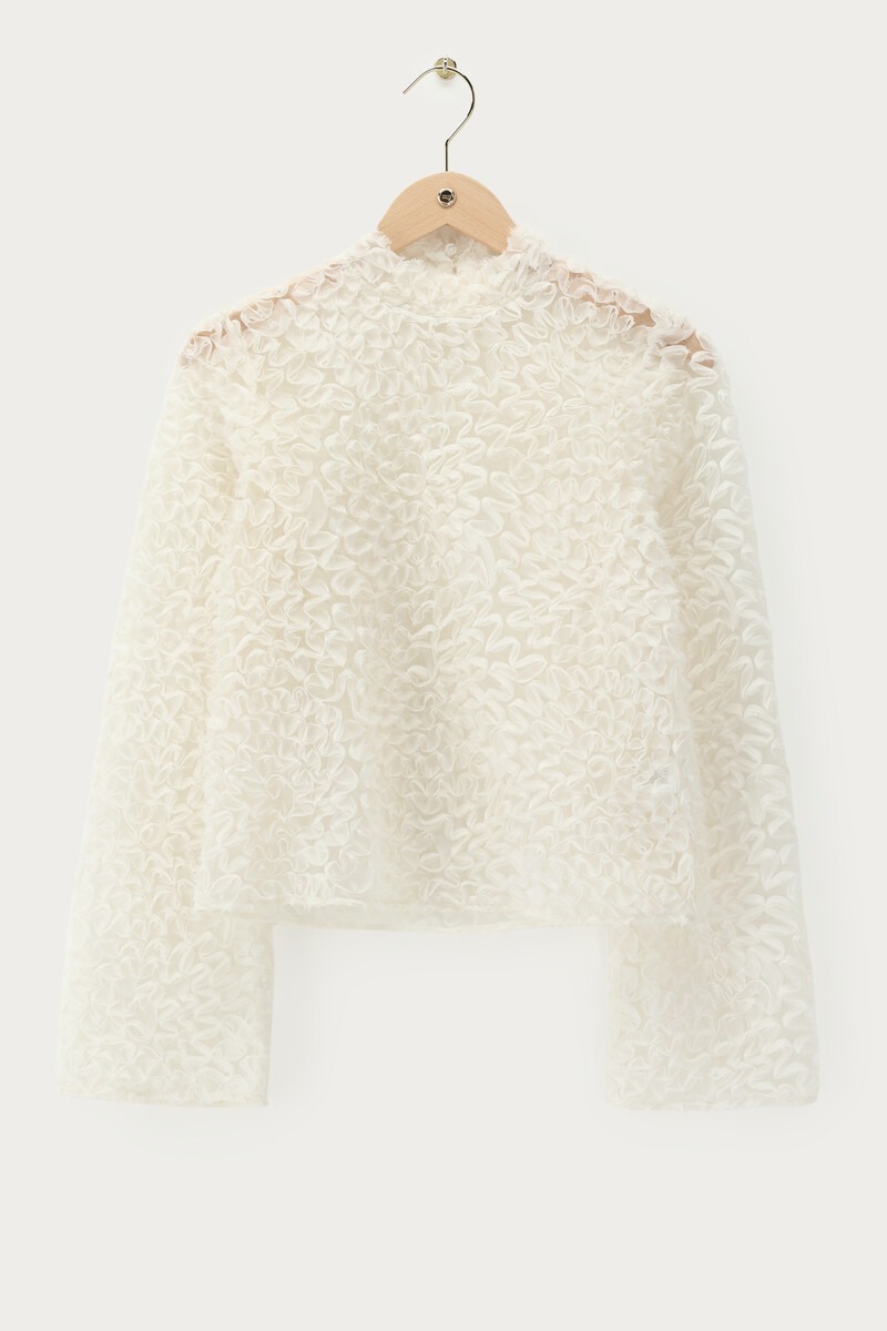 White jacquard top with 3D details | My Jewellery