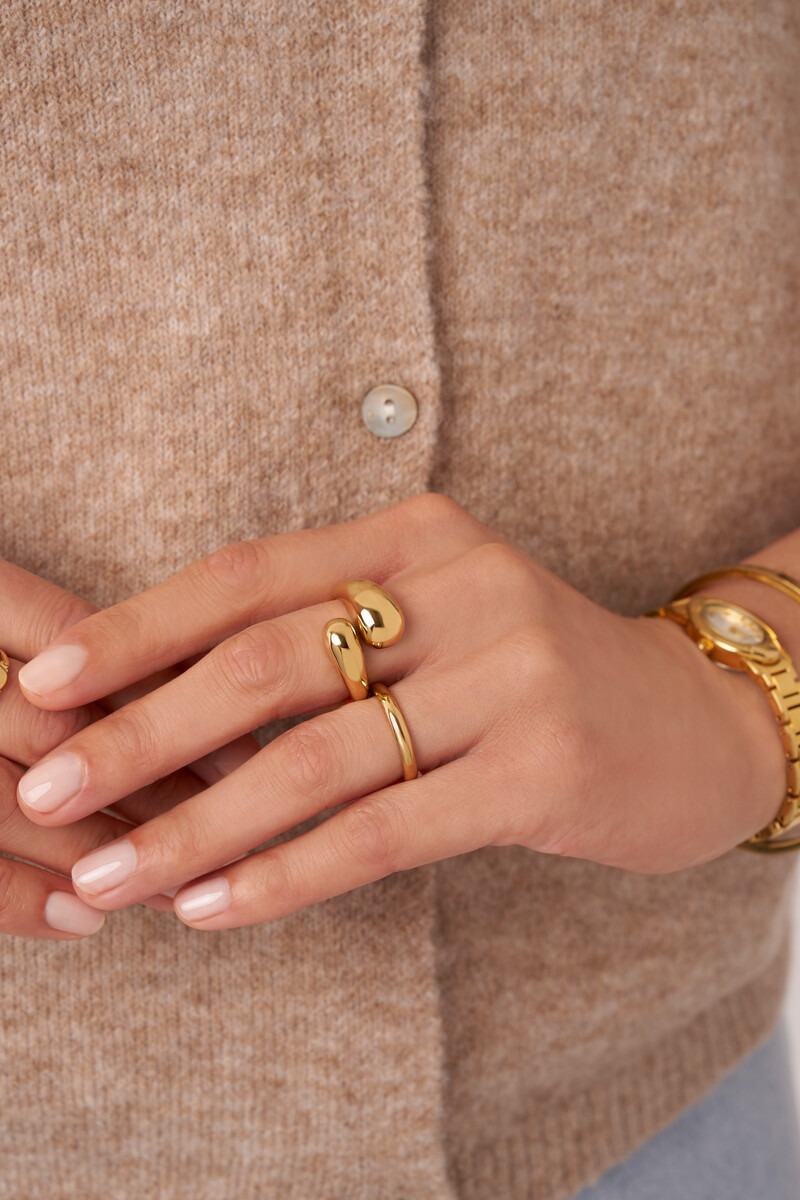 Ring met wikkel & bolling