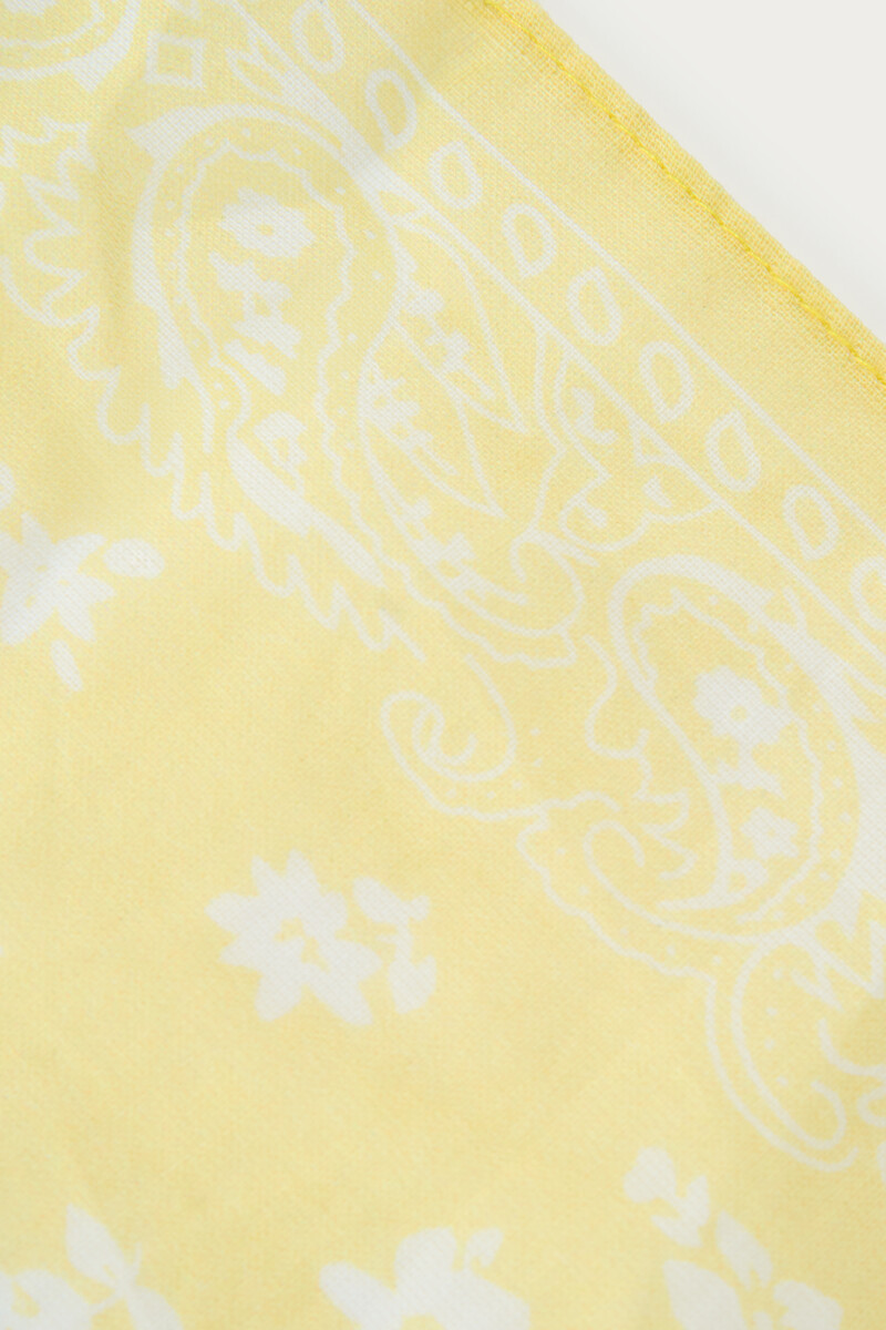 Yellow scarf with bandana print | My Jewellery