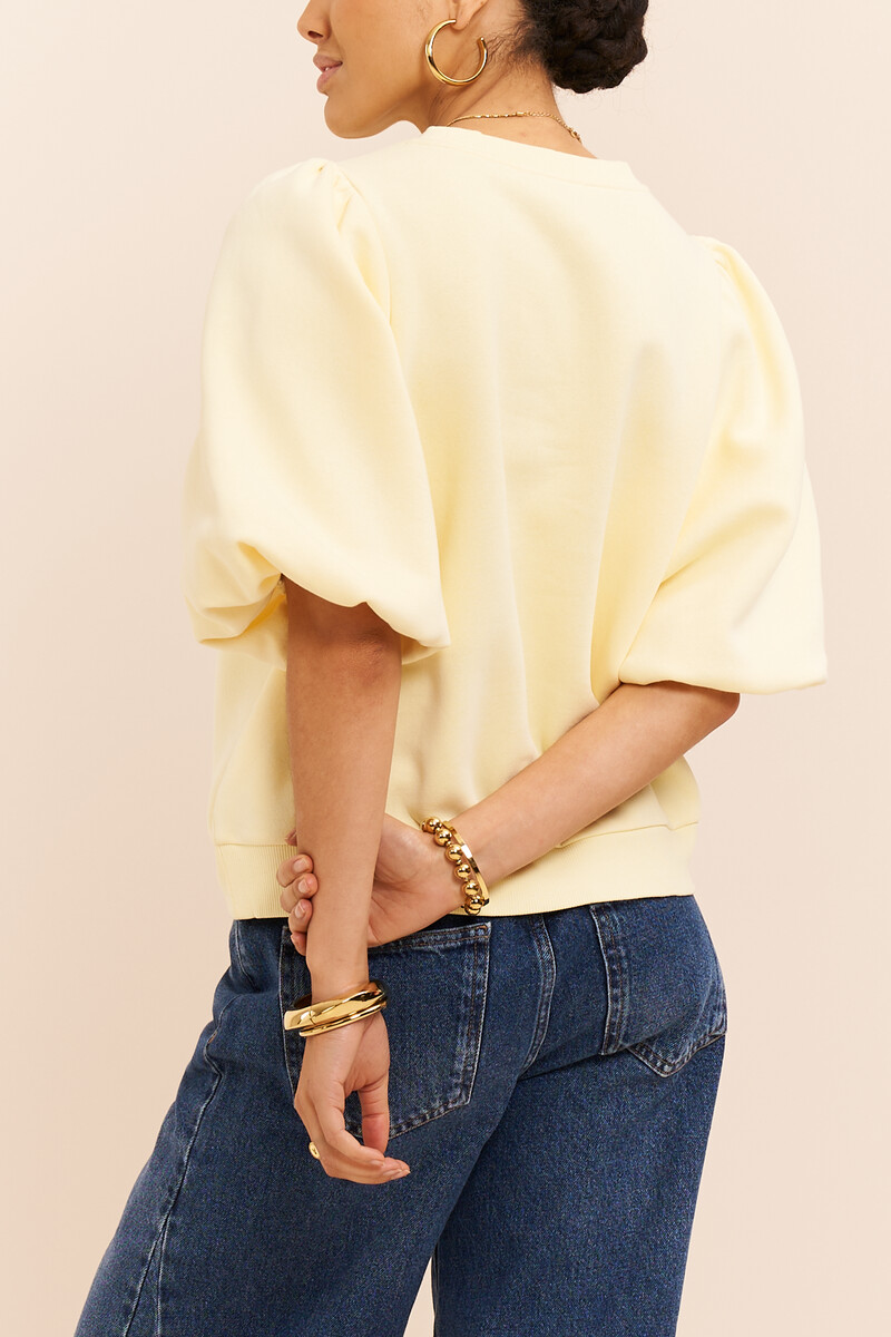 Yellow sweat top with short puff sleeves | My Jewellery