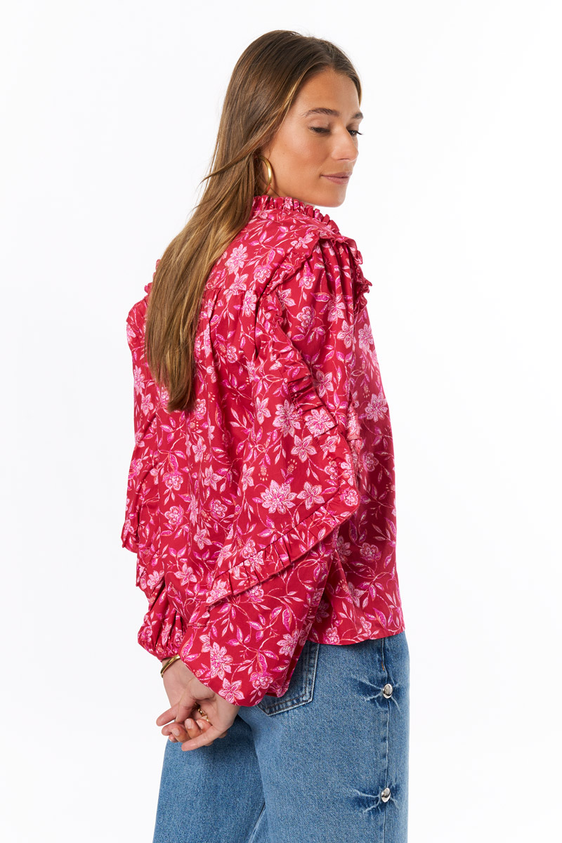 Red blouse with ruffles | My Jewellery