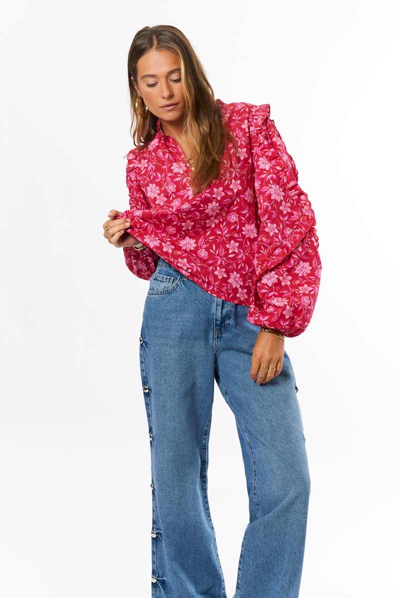 Red blouse with ruffles | My Jewellery