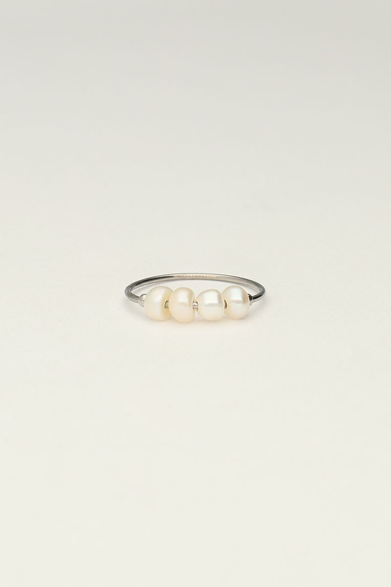 Ring with four pearls | My Jewellery