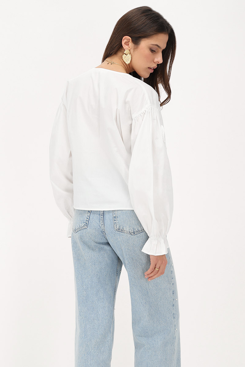 White blouse with bows & hearts | My Jewellery