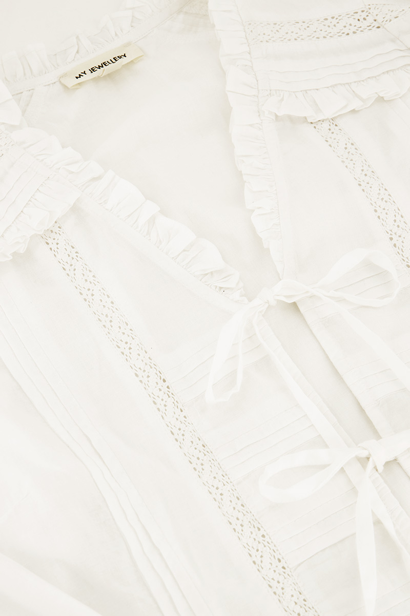 White blouse with ruffle & bows | My Jewellery
