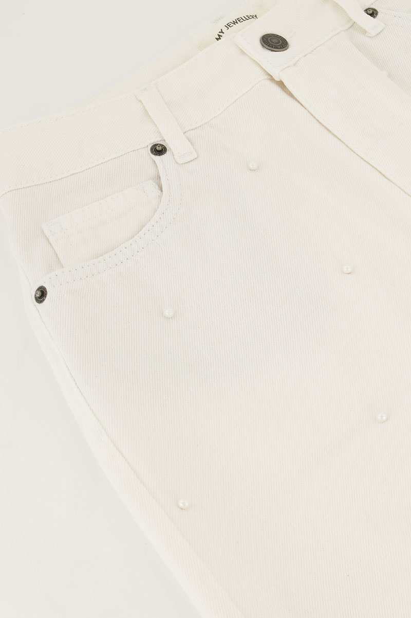 White denim jeans with faux pearls | My Jewellery
