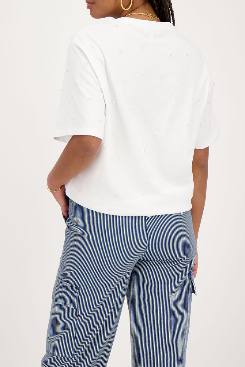 White t-shirt with pearls | My Jewellery