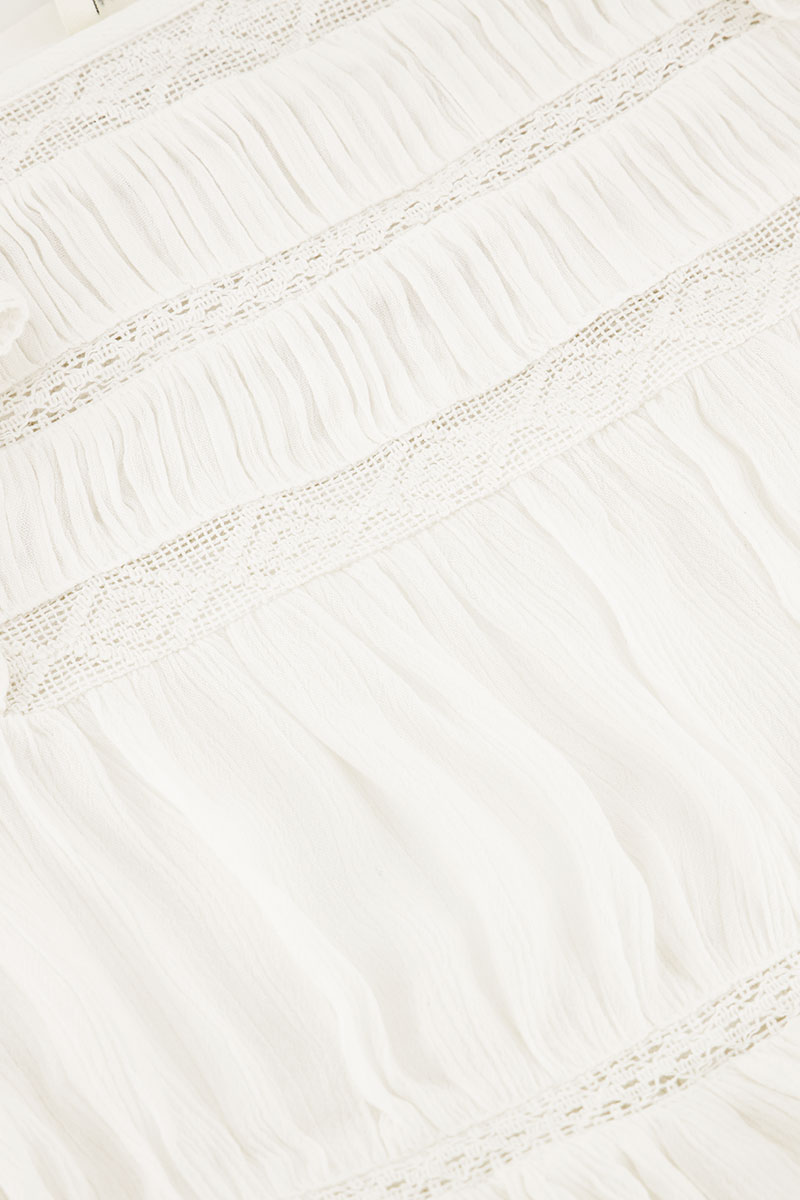 White top with long sleeves and ruffles | My Jewellery