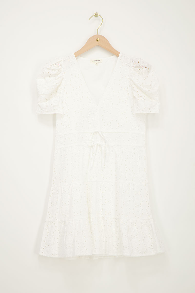 Witte wijde jurk met embroidery