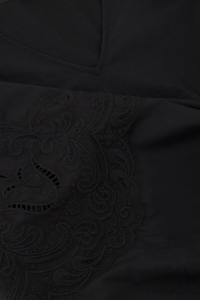 Wide black dress with puff sleeves & embroidery details | My Jewellery