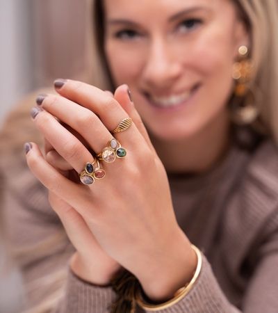 11 year ring, Sharon