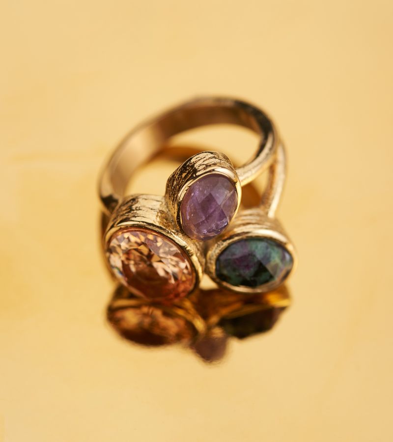 Gemstone ring