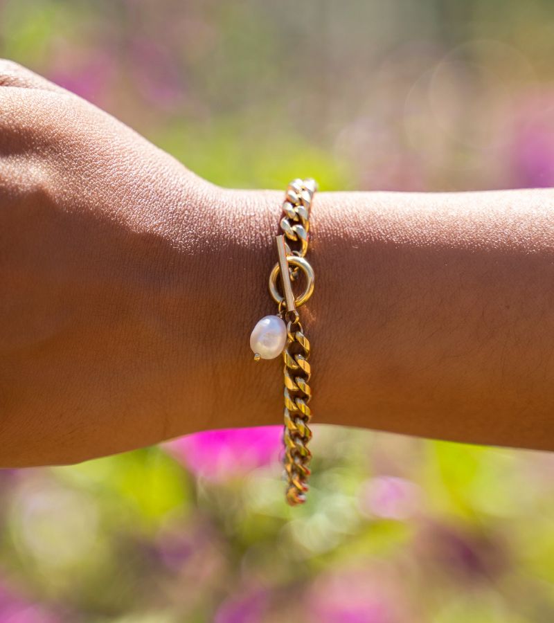 Schakelarmband met parel