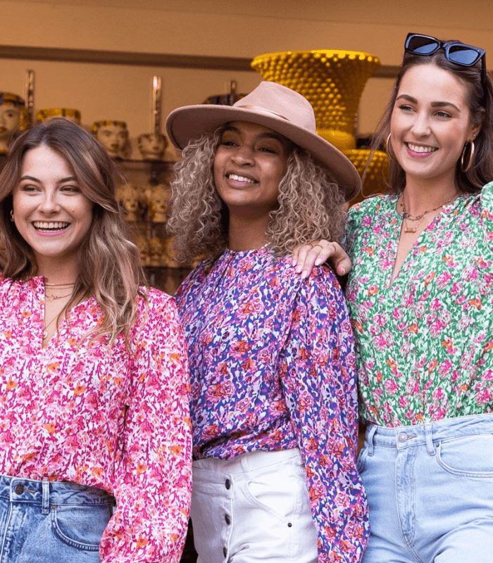 gekleurde blouses