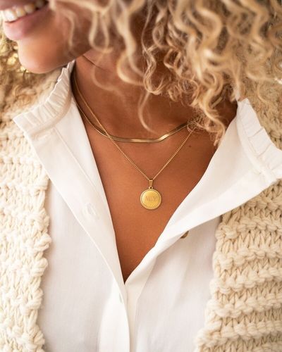 gold necklace